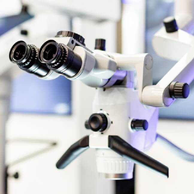 歯科用マイクロスコープ 拡大鏡